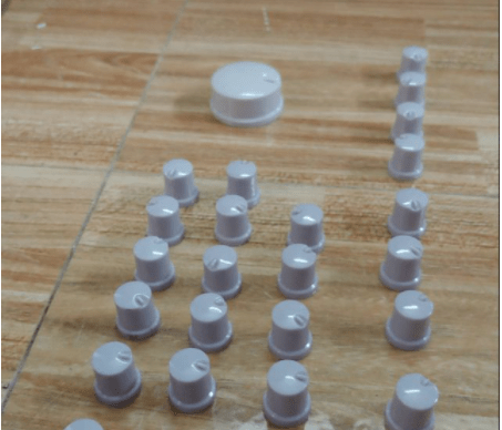 Nút volume nhựa màu trắng lỗ tròn