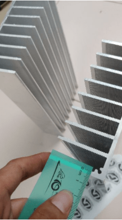 Alternative view of Nhôm tản nhiệt loại tốt dầy 3mm 1kg/ miếng dài 24cm